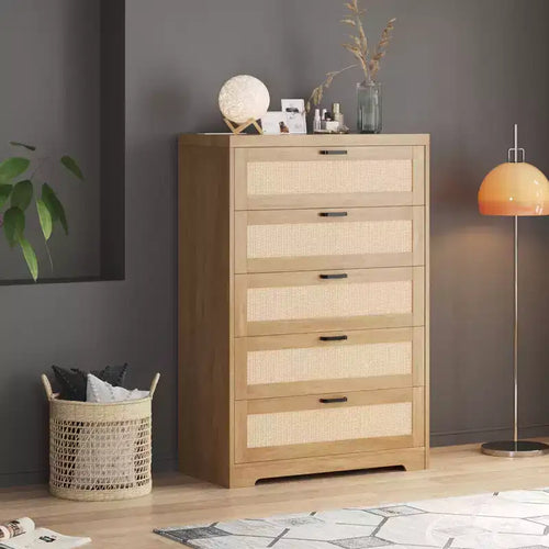 Comò in rattan alto 80 cm con 5 cassetti, mobile contenitore in legno con piano largo per camera da letto e ingresso