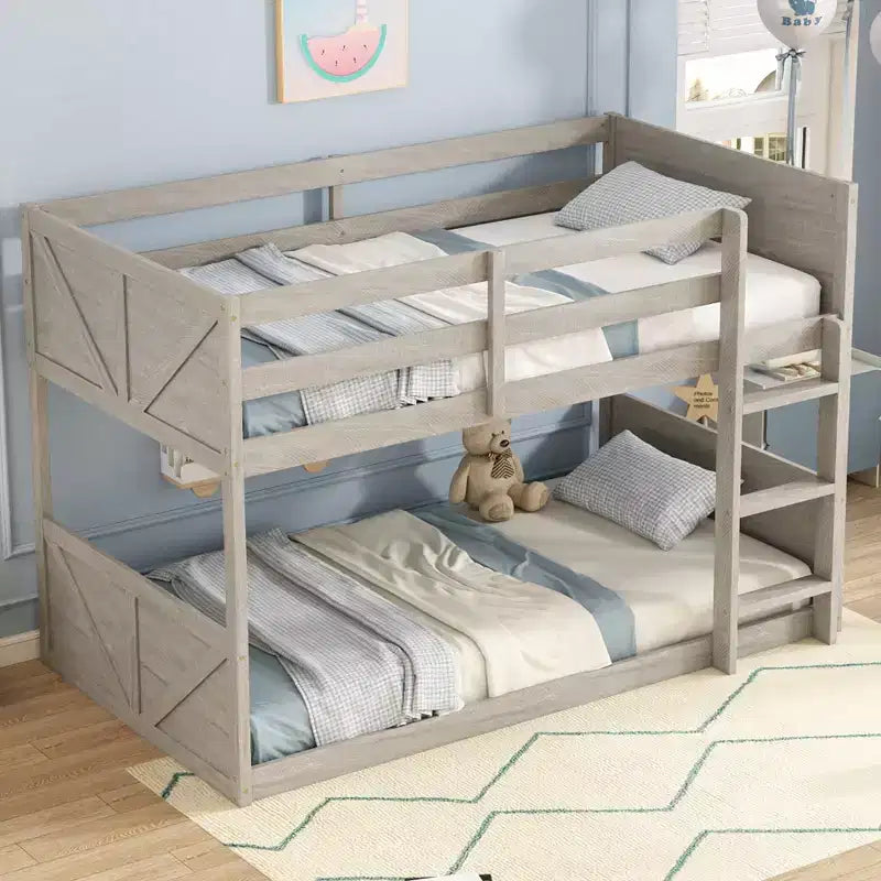 Bellemave Letto a castello singolo su singolo con testiera e pediera a pannelli, Struttura letto a castello in legno di gomma con sponde protettive e scaletta, Quercia Antica