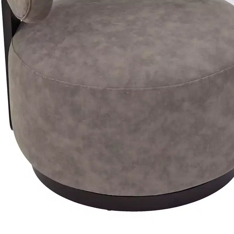 Poltrona girevole club Christopher Knight Home Emile in similpelle con struttura in legno di gomma